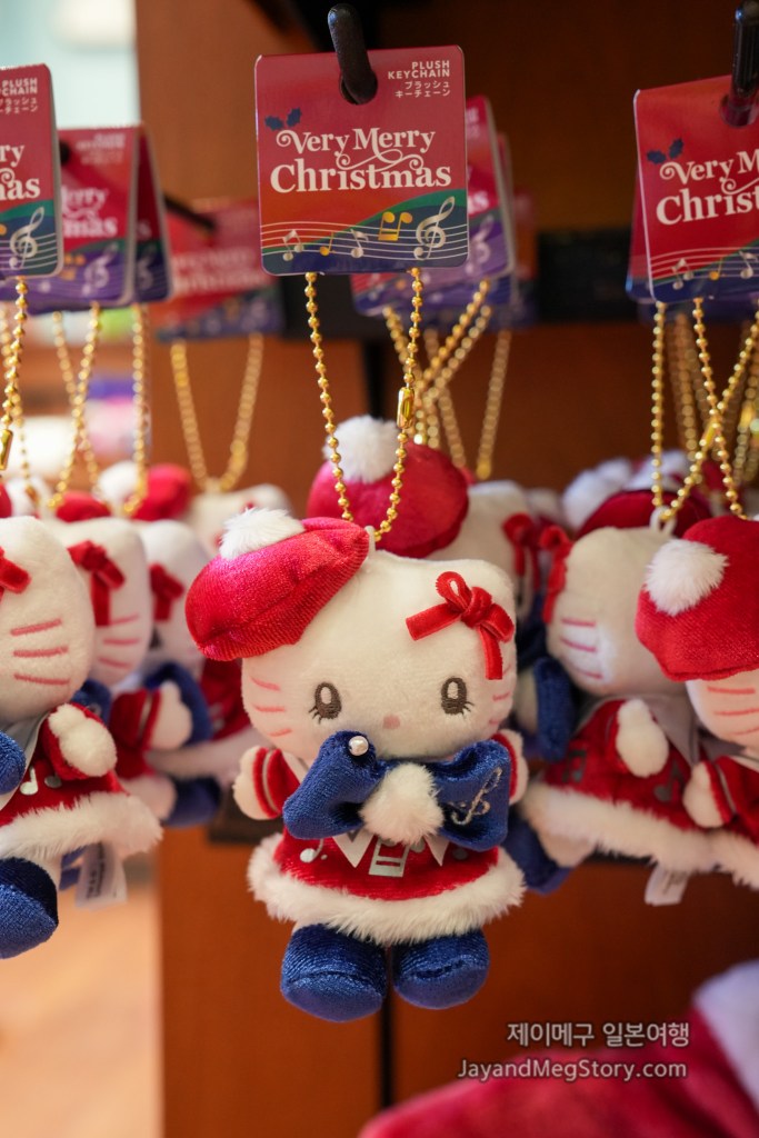 2025 유니버셜 스튜디오 재팬 크리스마스 굿즈 스누피, 키티, 모피 마스코트 체인 2