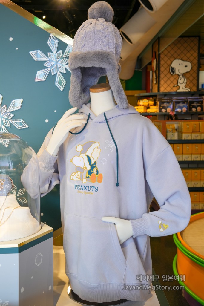 2025 유니버셜 스튜디오 재팬 크리스마스 굿즈 스누피 후드와 니트모자