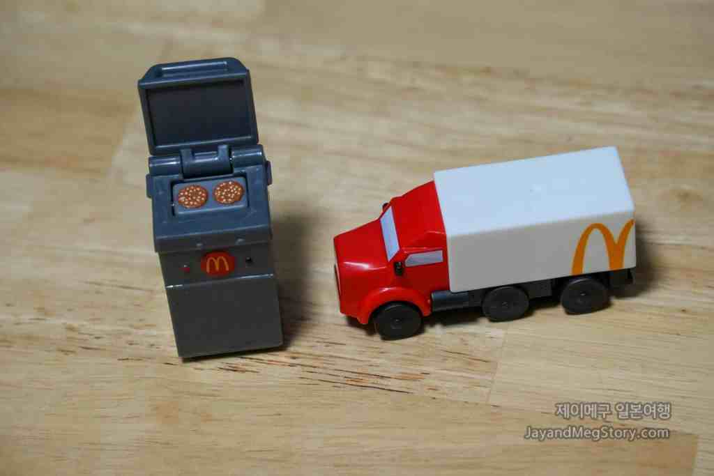 26년 3월 일본 맥도날드 해피밀 맥도날드 미니어처 1탄 후기